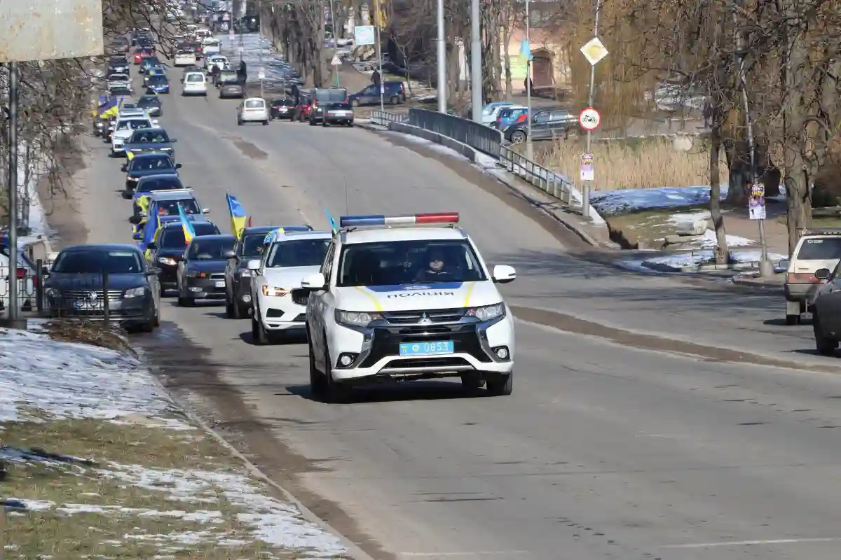 В Олександрії провели жіночий автопробіг, зібравши кошти для реанімобілів ЗСУ