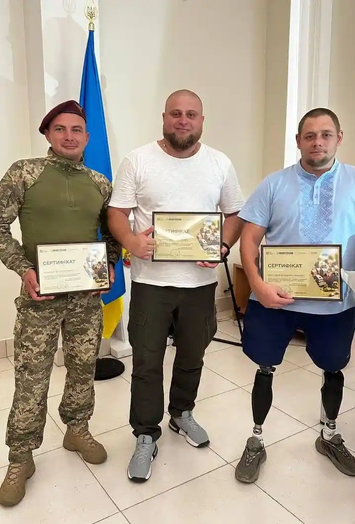 Троє захисників з Олександрії отримали сертифікати на житло в межах держпрограми